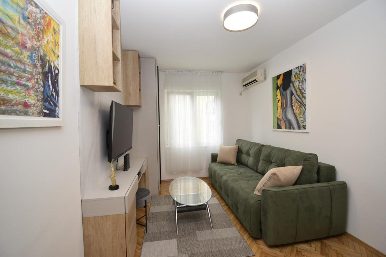Studio apartment Art Zone Podgorica Esterno foto